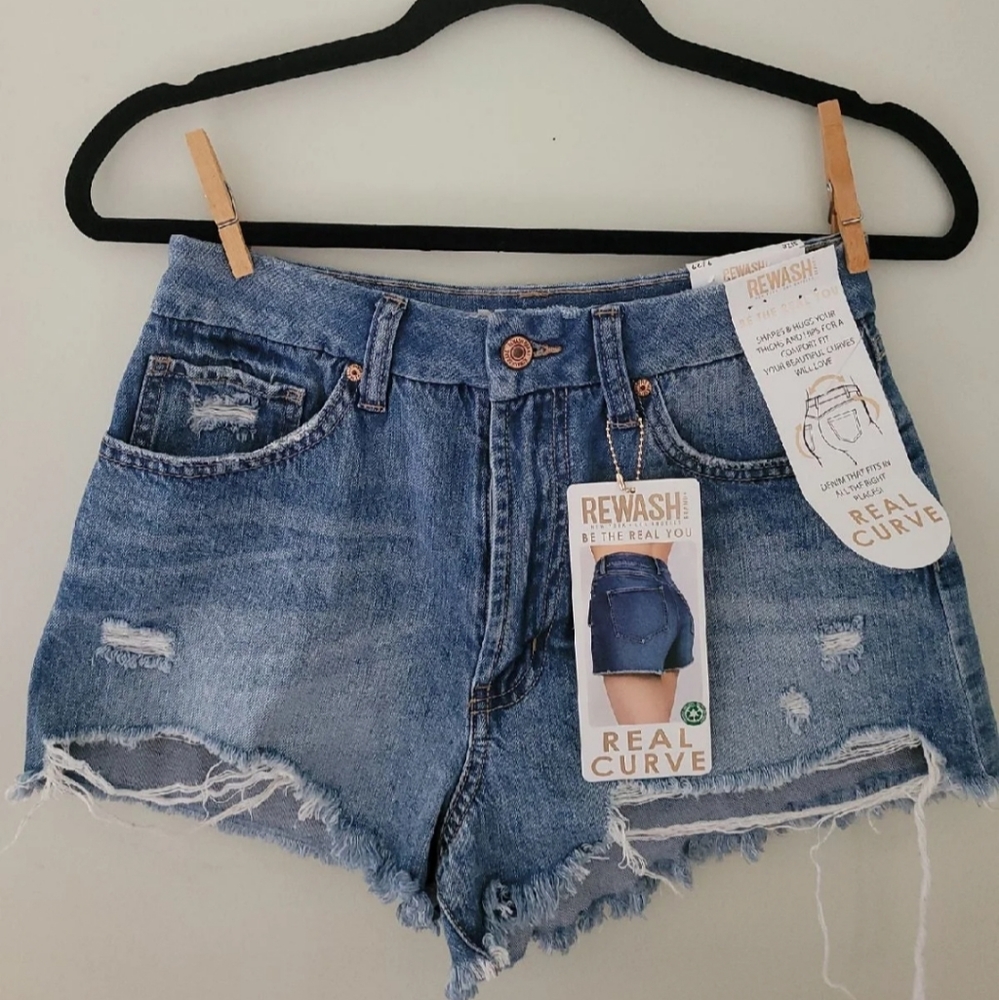 NWT Rewash high rise Juniors